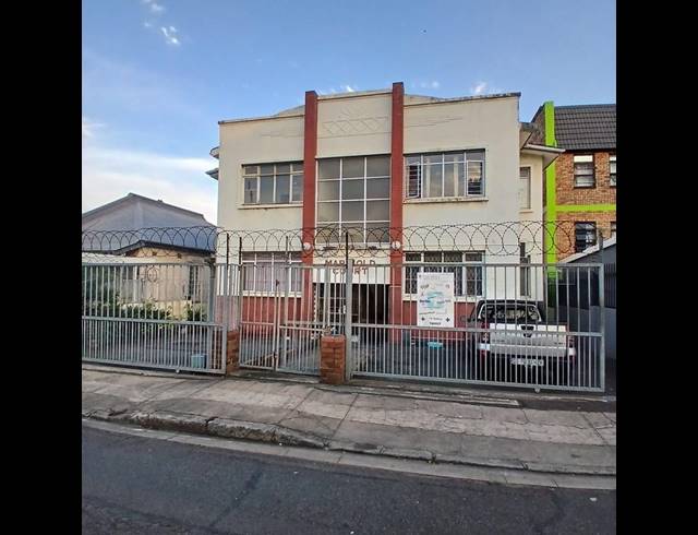 2 BEDROOM APARTMENT FOR SALE IN GLENWOOD